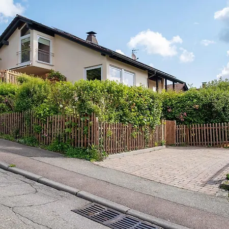 Haus Reiser Apartman *